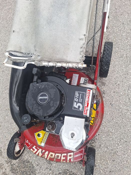 Самоходна косачка Snapper !