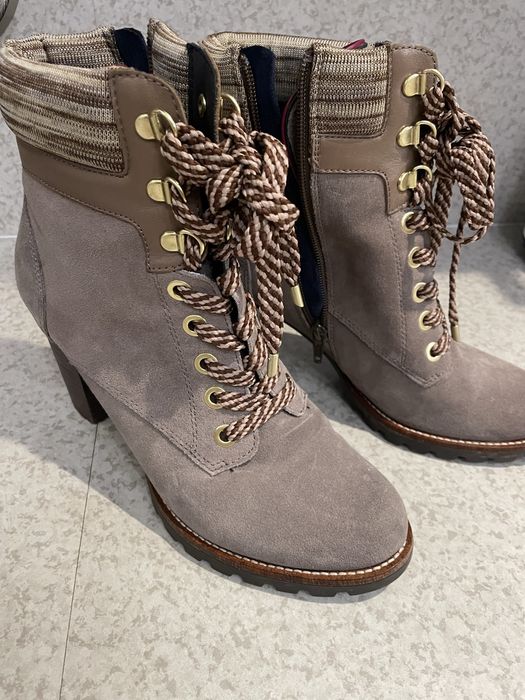 Сандали, чехли и обувки - номер 38, 39 , 40