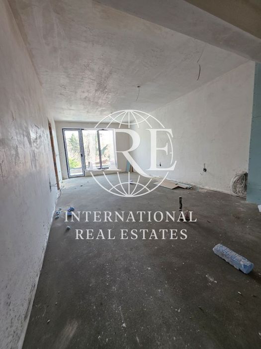 4-стаен в Варна-Цветен площ 131 м2  цена 245000 евро