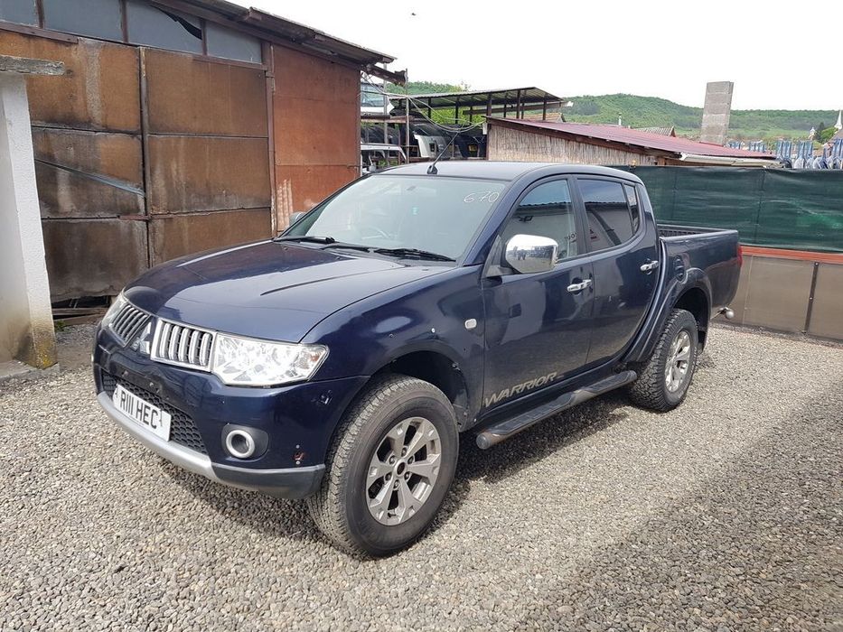 Dezmembrari dezmembrez  Mitsubishi L200 Facelift 2.5 Diesel 2010-2015