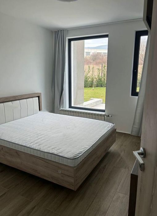 Дава се под наем Тристаен апартамент в София, Малинова долина - 110 кв.м за 1296.42 € - Снимка #2