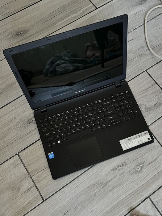Продам ноутбук Packard bell