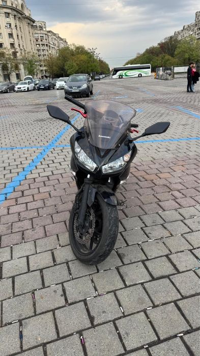 Vand Kawasaki ER-6F 2010