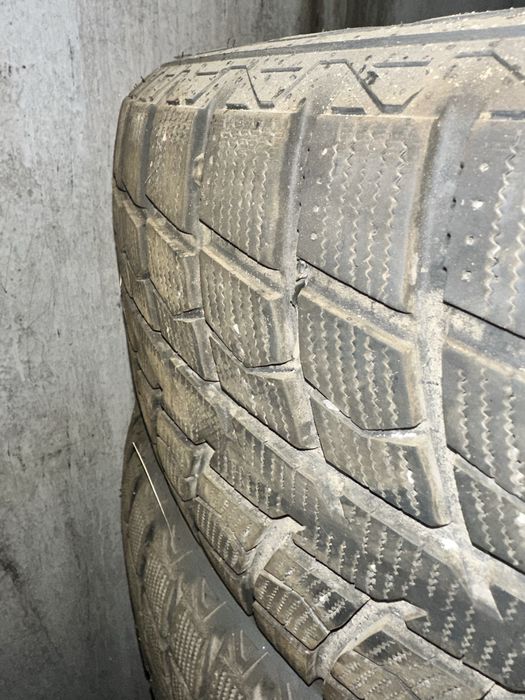 285/50/20    215/55/17