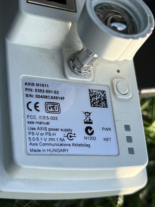 Видеокамера Axis