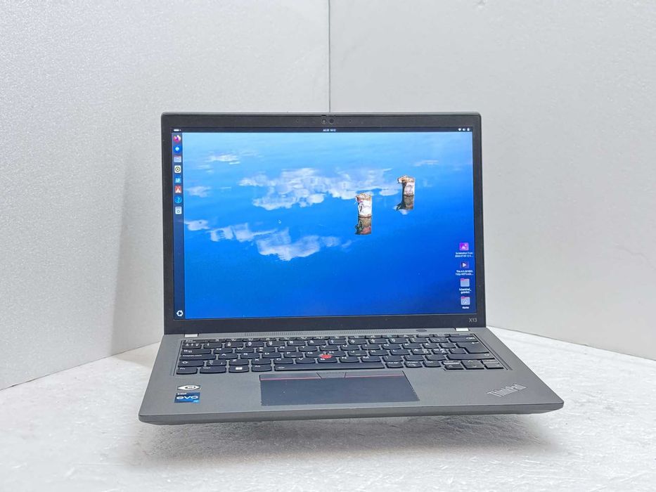 Реновиран лаптоп Lenovo ThinkPad X13 G3 13" IPS 1920x1200 FHD+ webcam i7-1260P 16GB DDR5 510GB M.2 Nvme/ клас А/ 12м гаранция