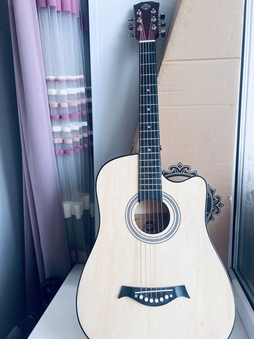 Гитара отличнаая