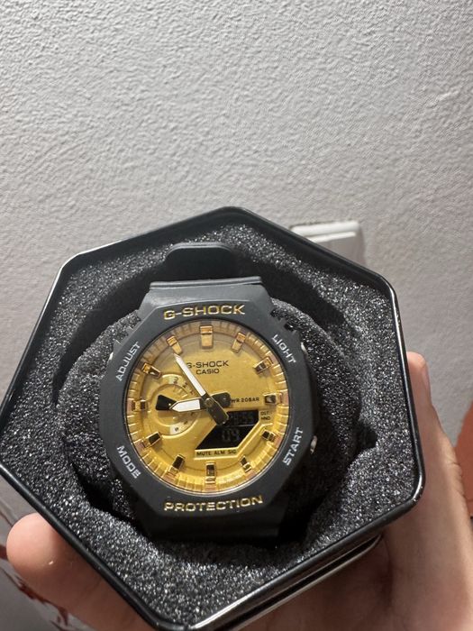 G shock ga-2100