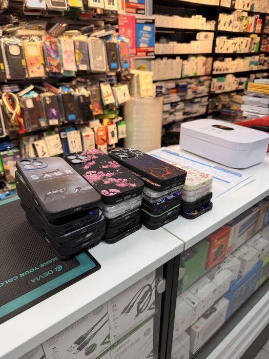 Чехлы на телефон с принтами