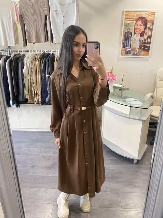 Уникална рокля налична в размер S/M и M/L