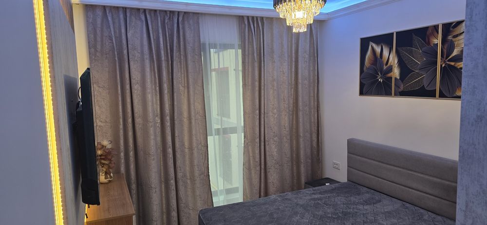 Proprietar inchiriez ap.2.cam.Exigent Plaza faza 5 cu parcare  inclusă