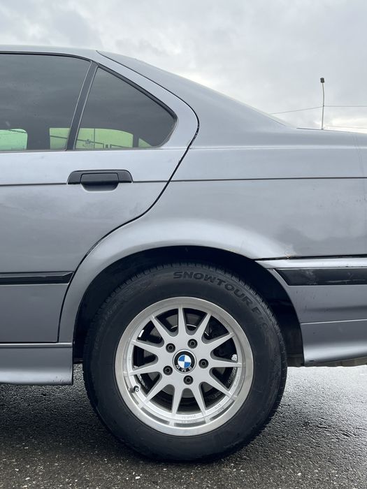 BMW E36 • 1991 г. • 2.5 M50B25 • МКПП