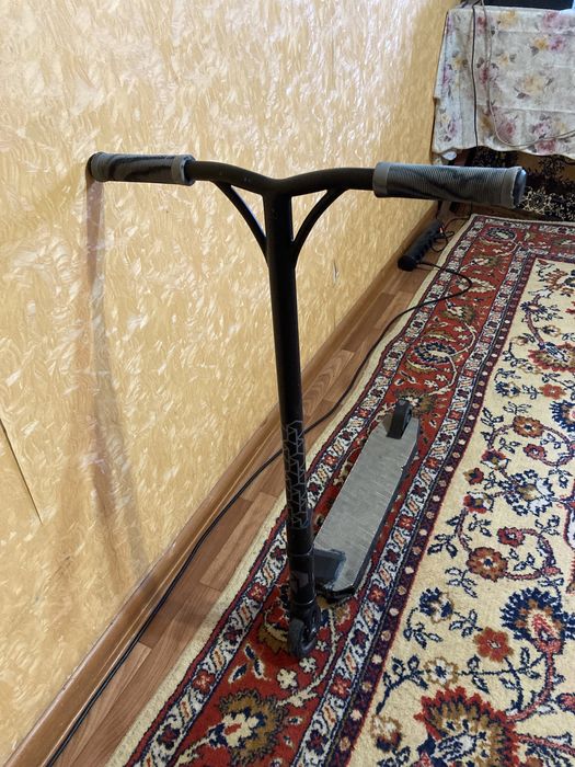 Продаю трюкавой самокат