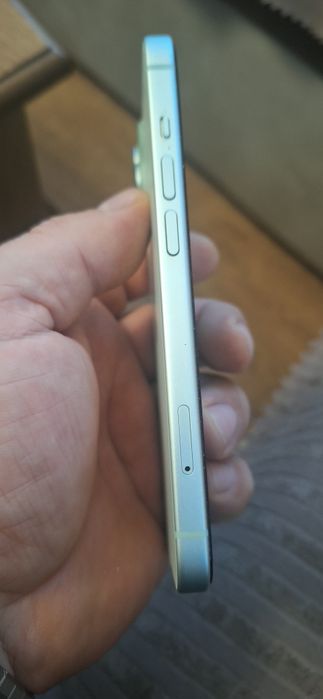 Iphone 15 с гаранция