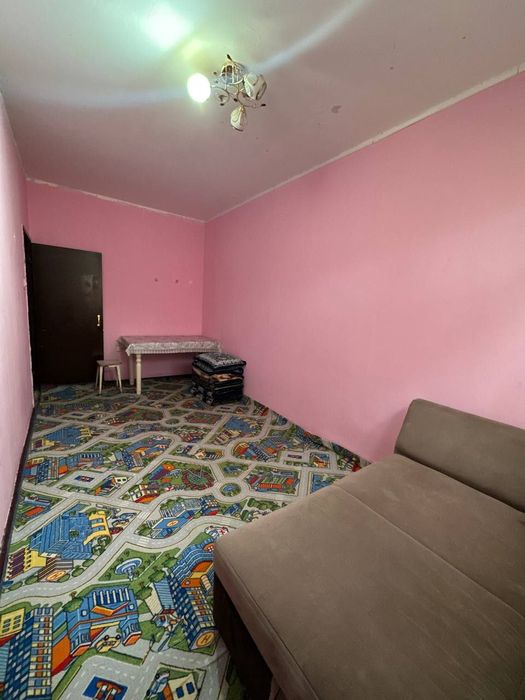 Чиланзар 12 продаётся квартира 2/2/4.Разделка