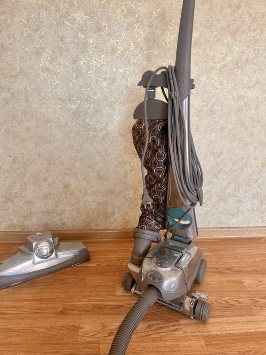 Пылесос kirbi весь комплект