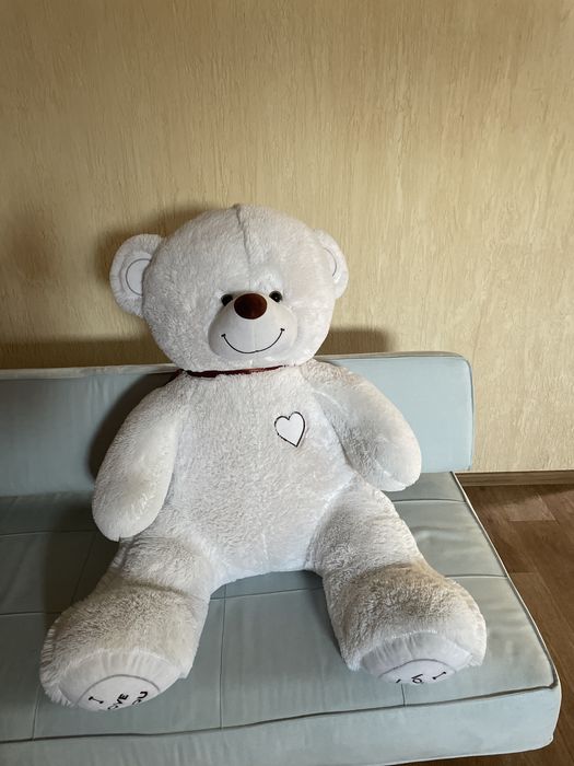 Большой белый медведь