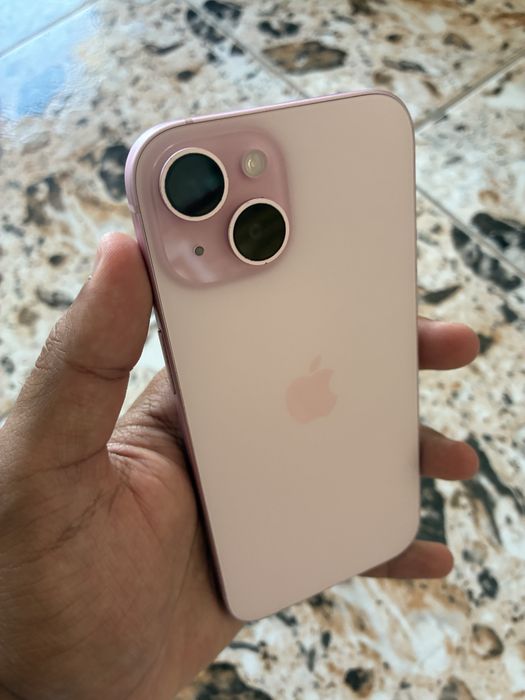 Продавам iPhone 15/256gb 100% Health iCloud Заключен