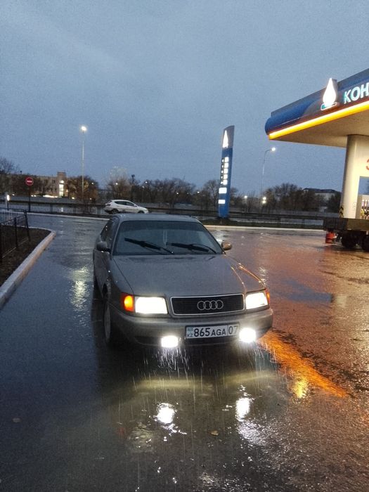 Ауди 100 с4 продам