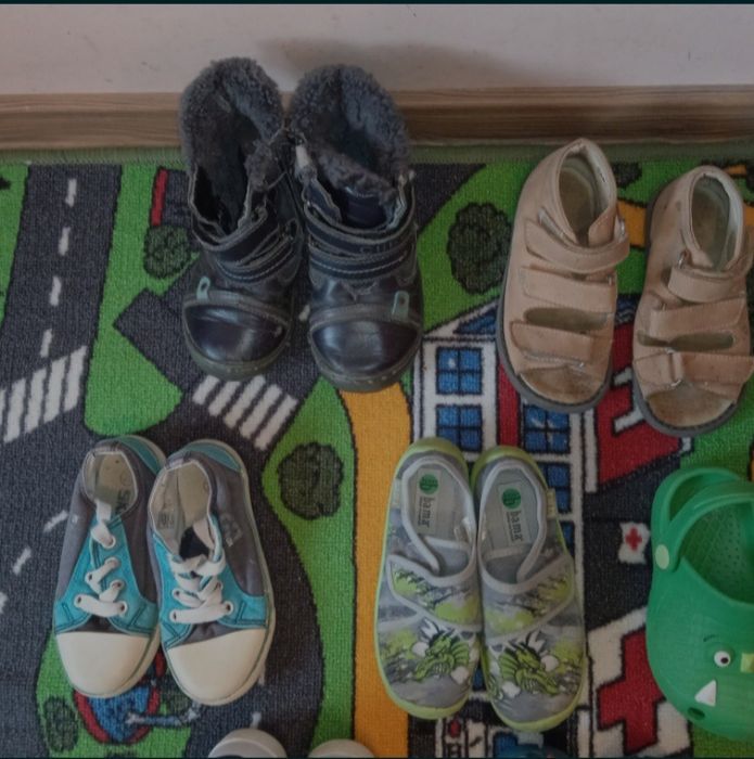 Incaltaminte marimea 25, 26, 27, 2+1 gratis