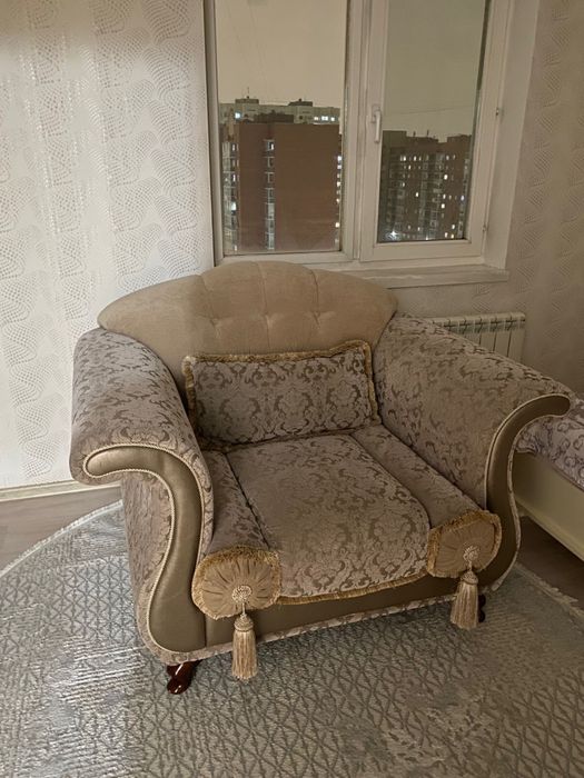 Продам диваны срочно