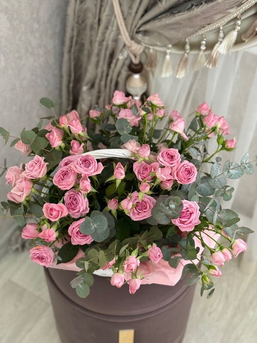 Продам свежий букет кустовых роз