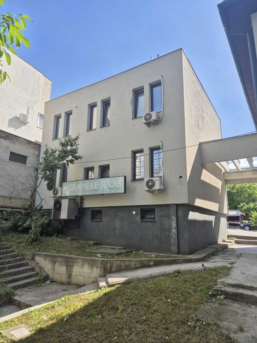 Vand / inchiriez spatiu comercial in Zalău, 225 mp, zona Bradet