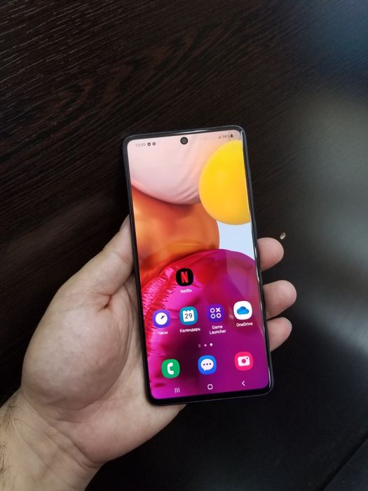 Samsung A71 128g sotladi