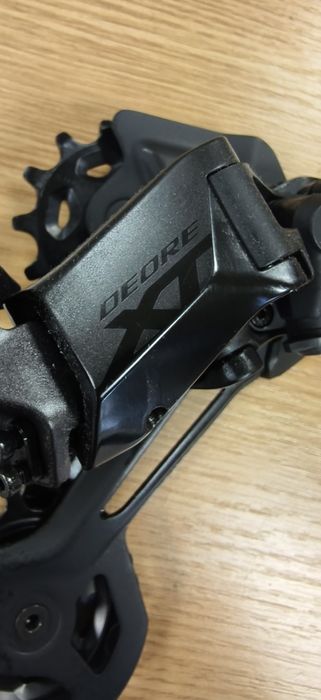 Заден Дерайльор: SHIMANO DEORE XT RD-M8130-SGS 11 SPEED