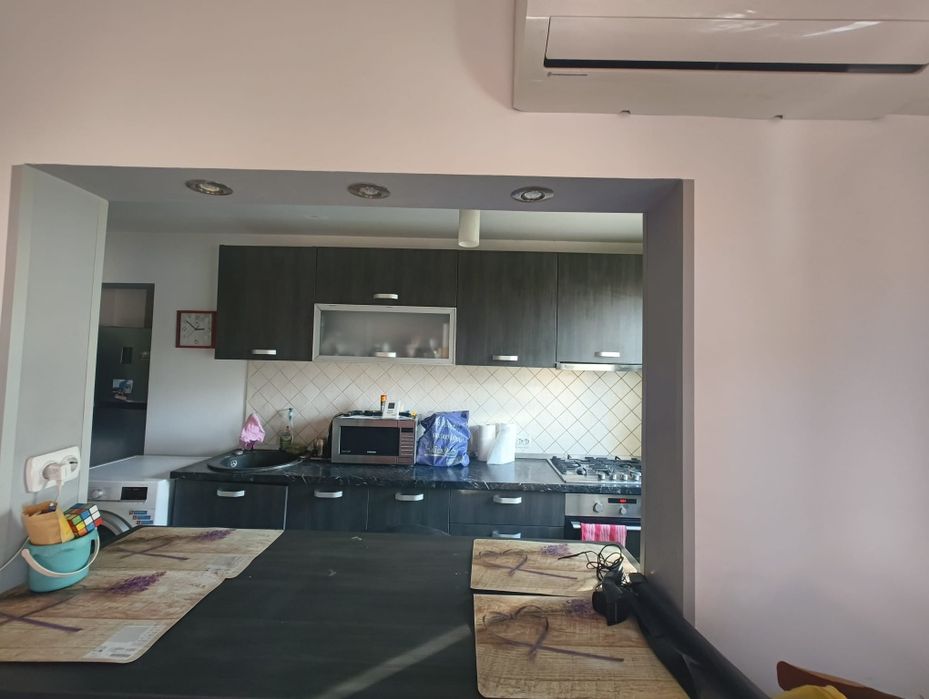 Apartament 3 camere Sud renovat etaj 4/4