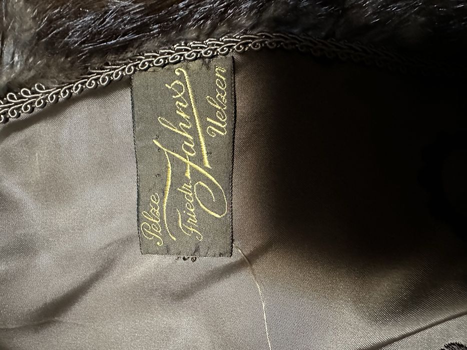 Haina din blana de nutrie