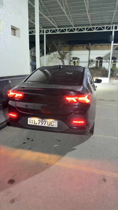 Продаю свою Машину марки Оникс