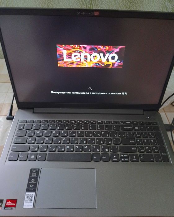 Ноутбук Lenovo AMD Ryzen 5