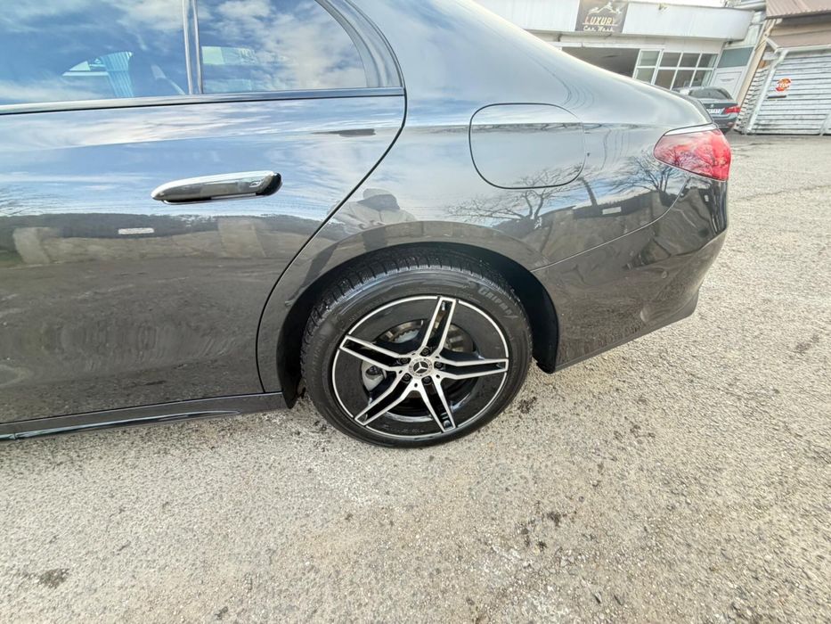 Mercedes E300e 4 matic