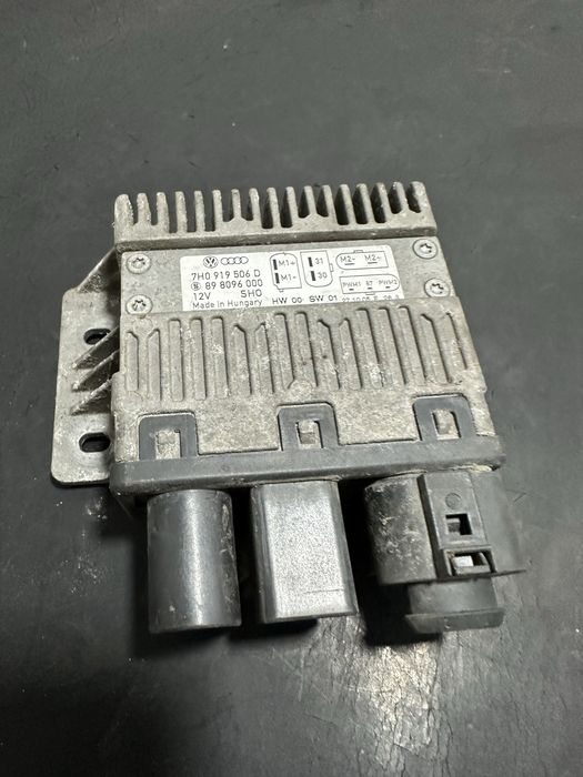 Releu ventilator VW T5 Ventilatoare 2.5 1.9 TDI 2003 200 2005 2006 2007 2008 2009 2010 2011