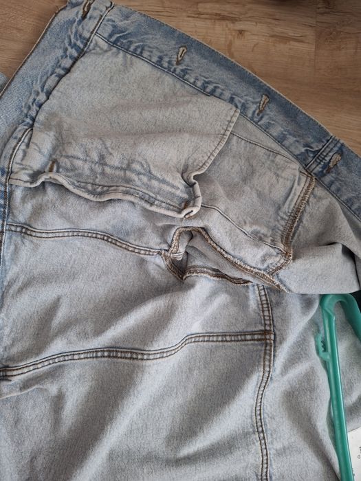 Продам джинсовую куртку