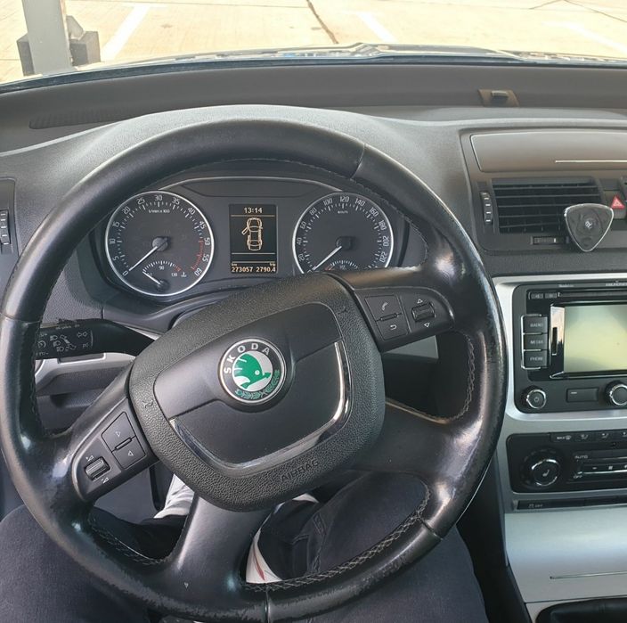 Skoda Octavia Scout 4x4 Extra Full • Piele Alcantara • 2.0 TDI •