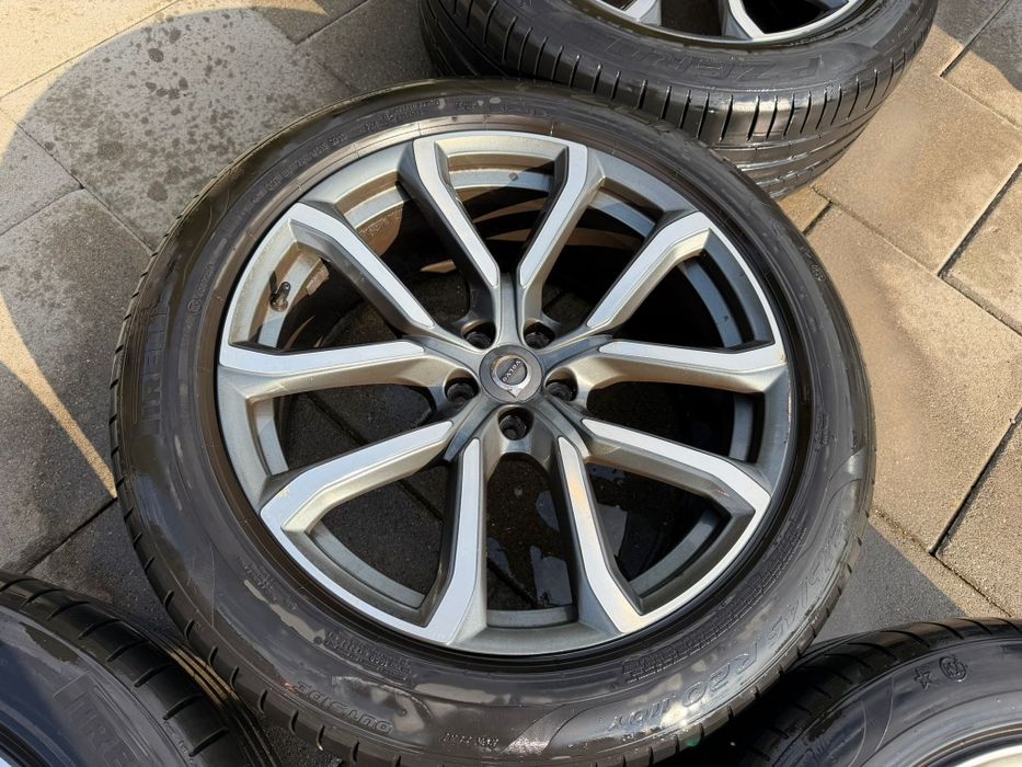 Jante aliaj Volvo XC90/XC60 cu cauciucuri de vara 275/45 R 20