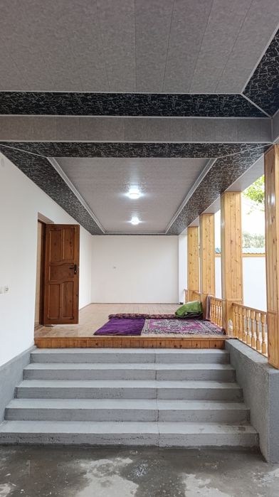 Yangi Honadon Sotiladi Bo'ka Tumanida Beruniy 18 tor kocha