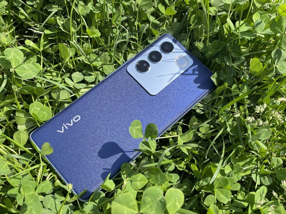 Vivo V27 5G Хамелеон — состояние идеальное, как новый!