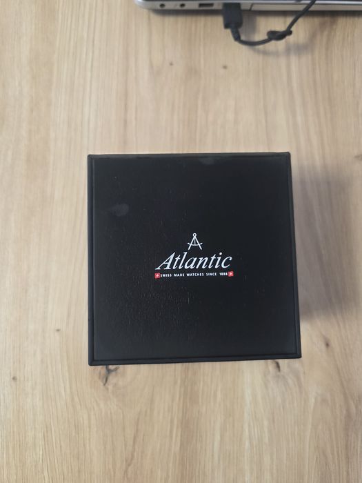 Ceas atlantic barbati cu cutie
