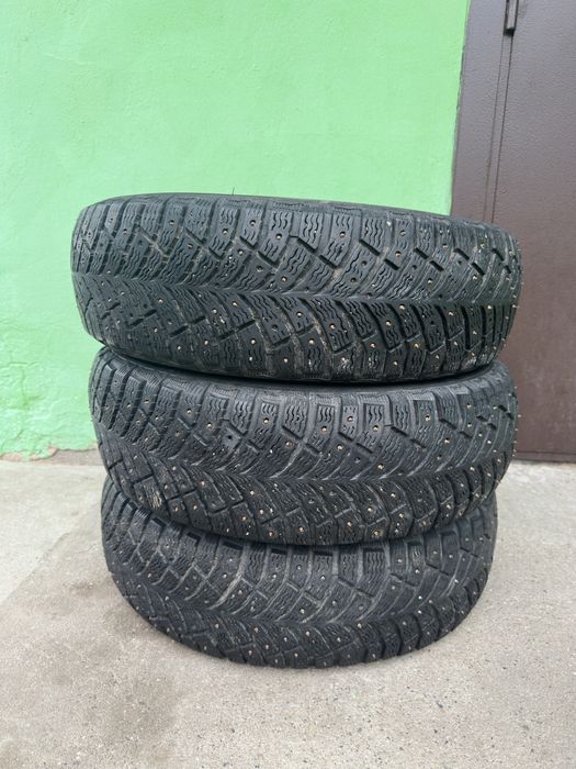 Продам зимнюю резину