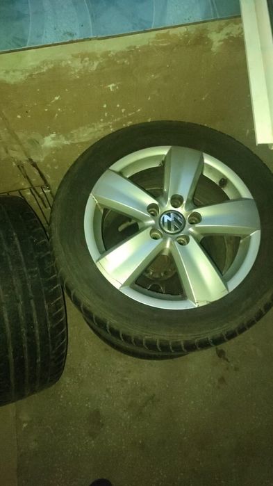 Vând set jante R16
