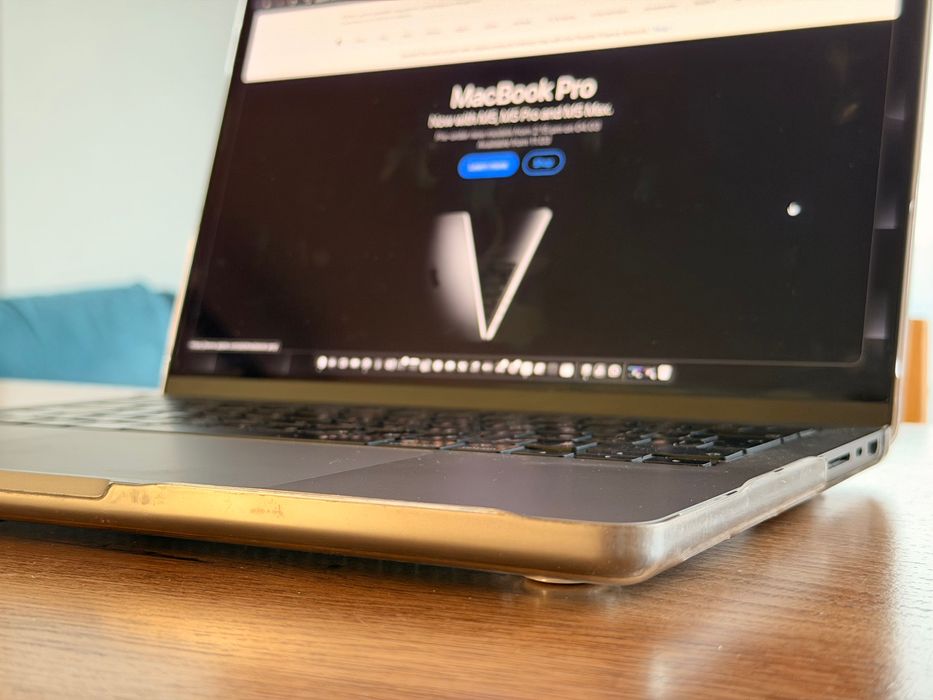 MacBook Pro 14’ M2 Pro 16GB Ram, 512GB