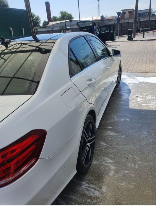 Mercedez E 220,AMG LINE,Panoramic