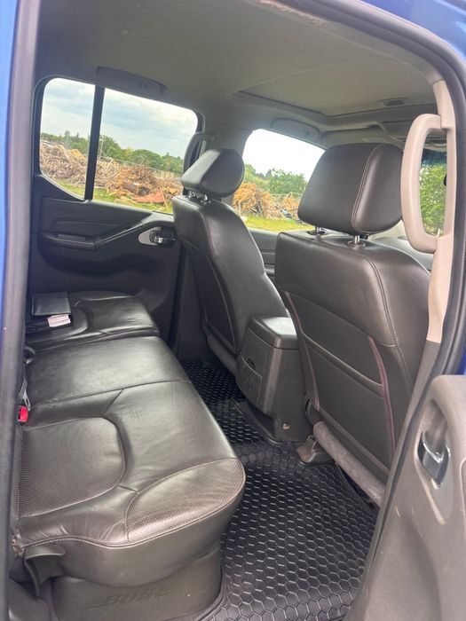 Nissan navara V6 3.0