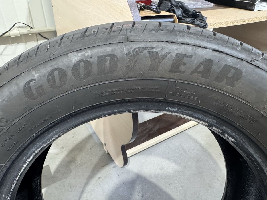 Автомобилни гуми 205 60 16 Goodyear