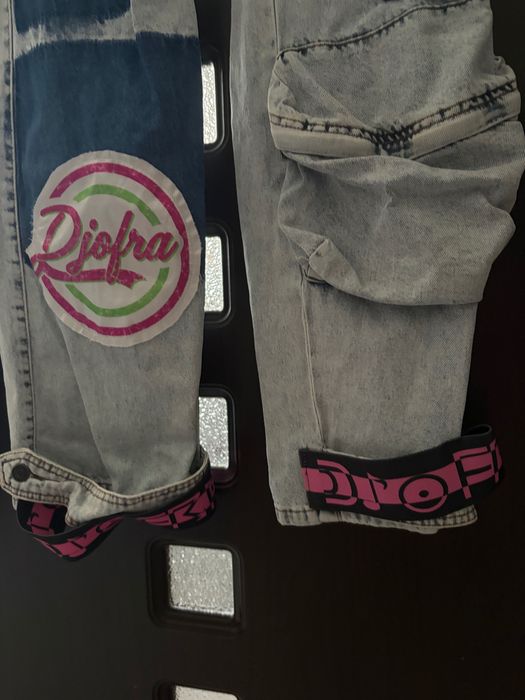 Cargo Jeans.