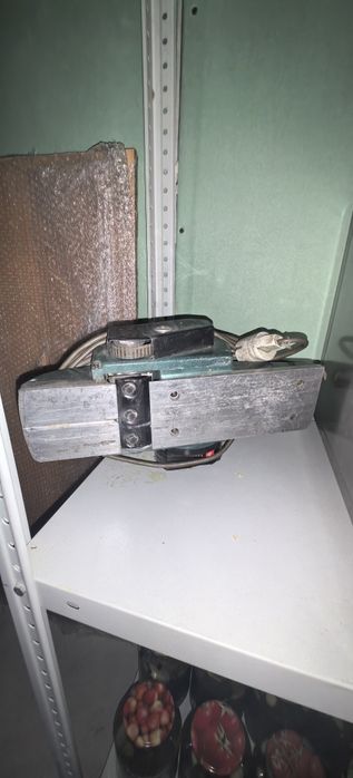 Продам рубанок Makita