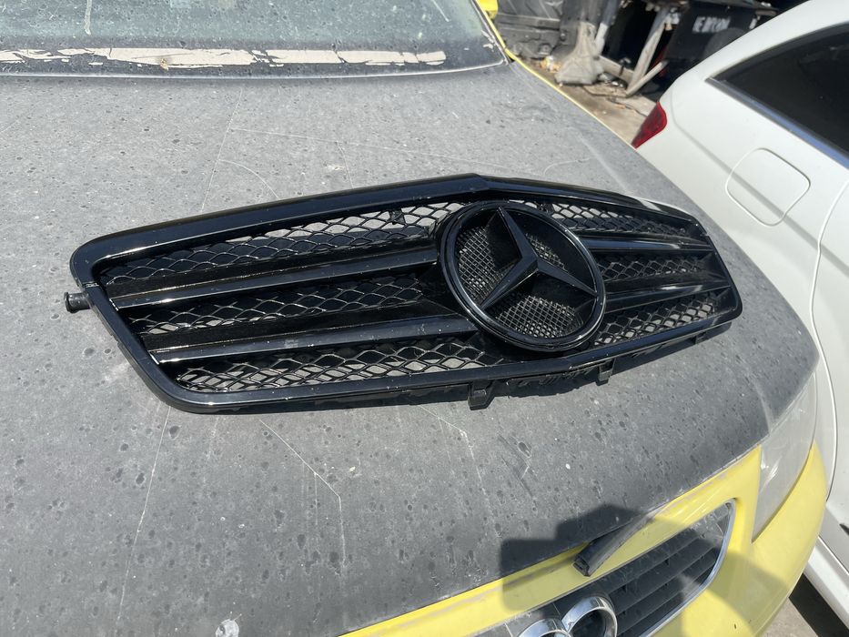 Решетка Mercedes E клас W212